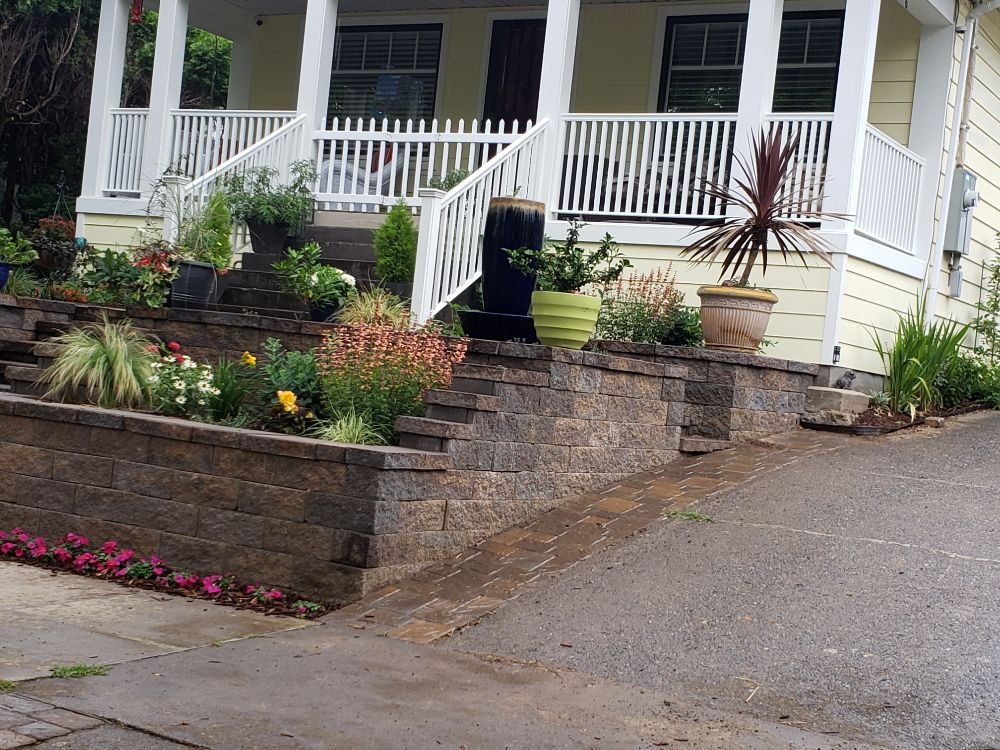Buenas Vista Hardscape LLC Image
